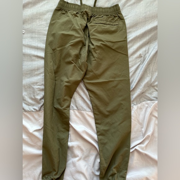 Nike pants in khaki size Medium - Picture 7 of 11
